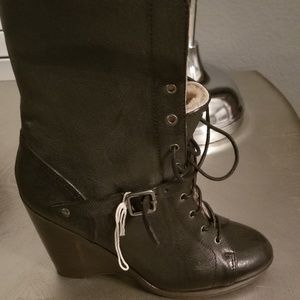 UGGS Brand New....Without tags...UGGS Boots